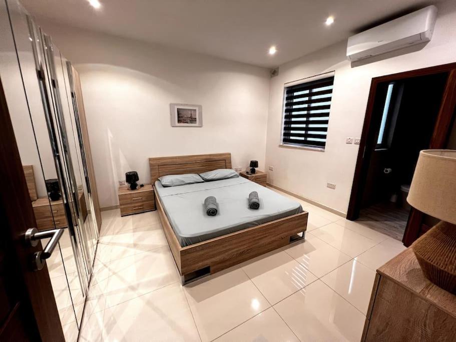 Viewline Seaview Modern 3 Bedroom Apartment Marsaxlokk Exterior photo